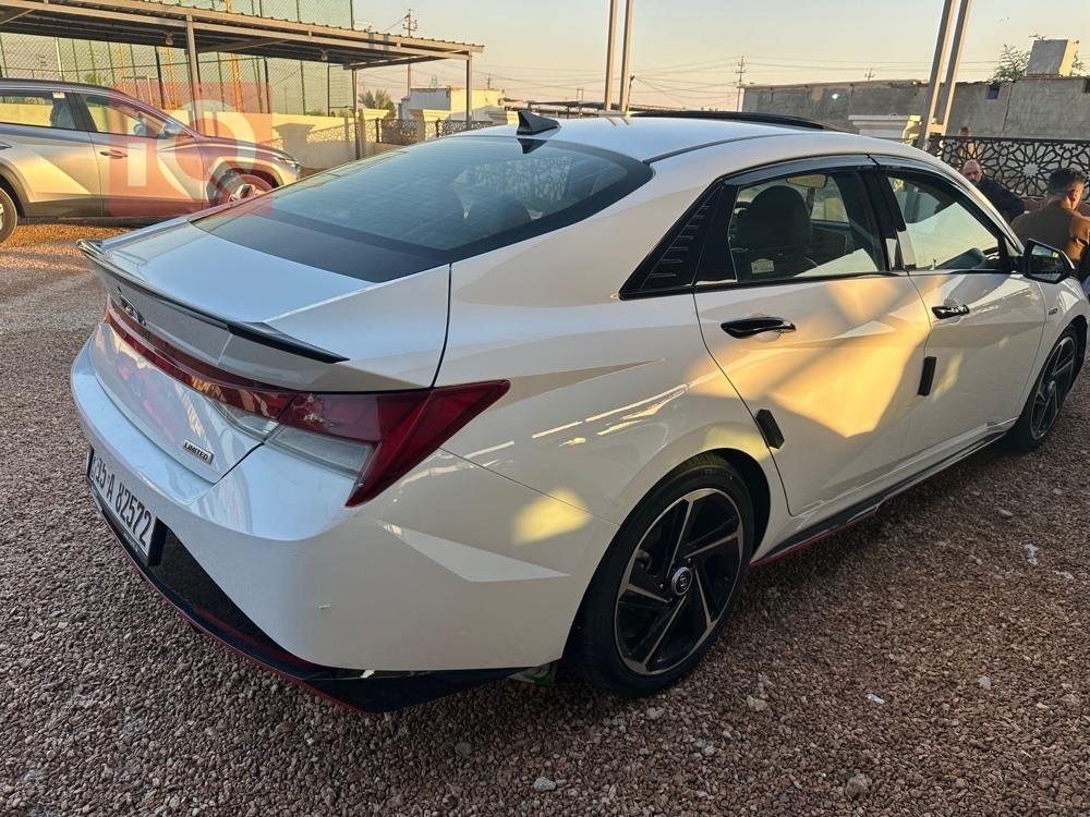 هيونداي النترا